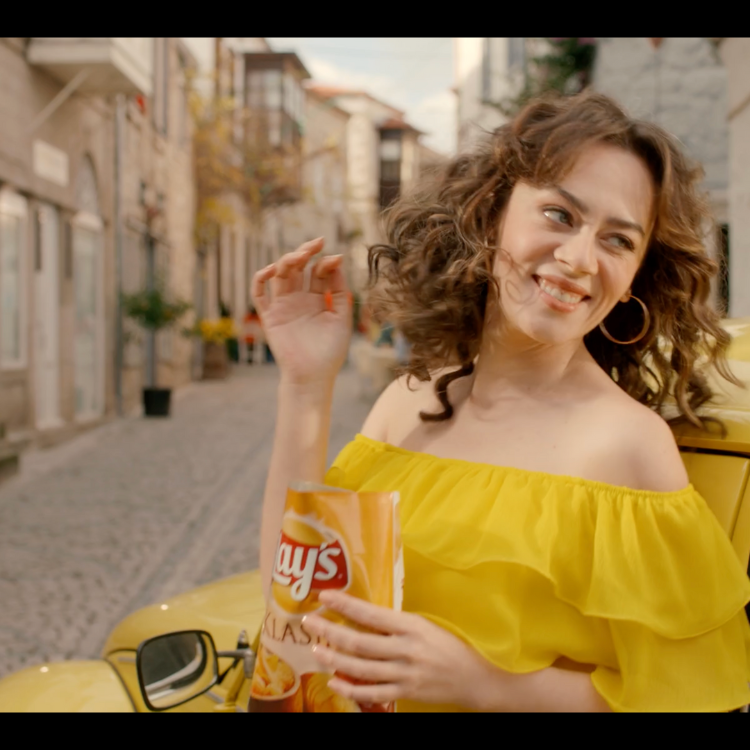 LAYS